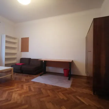 8 Michala Stachowicza Apartment Krakau